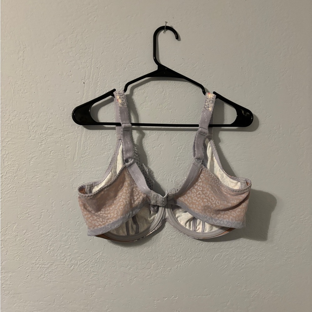 Pastel purple leopard and daisy lace elomi bra, size 38 h - Picture 6 of 9